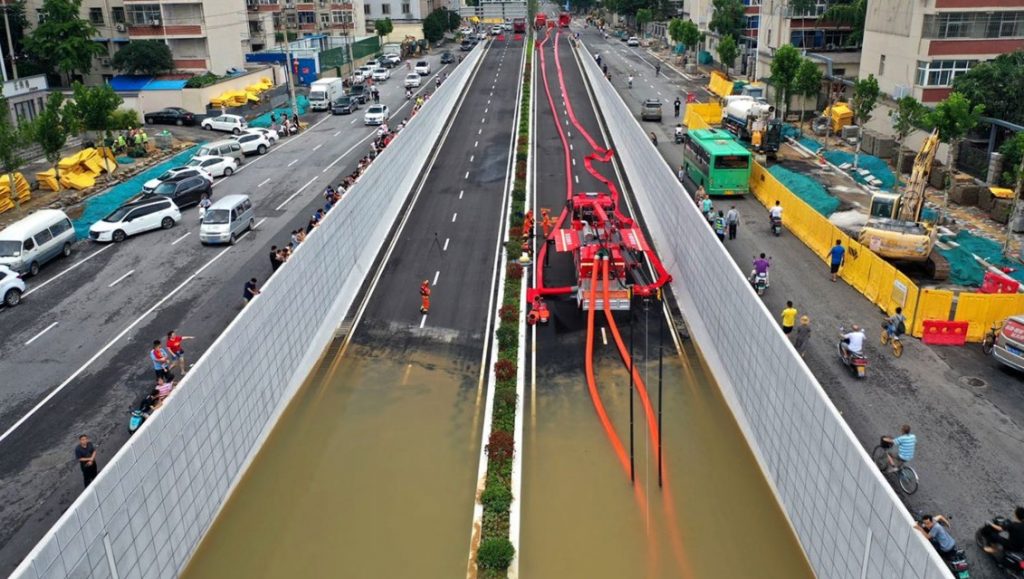 Наводнение в Китае из-за рекордного количества осадков