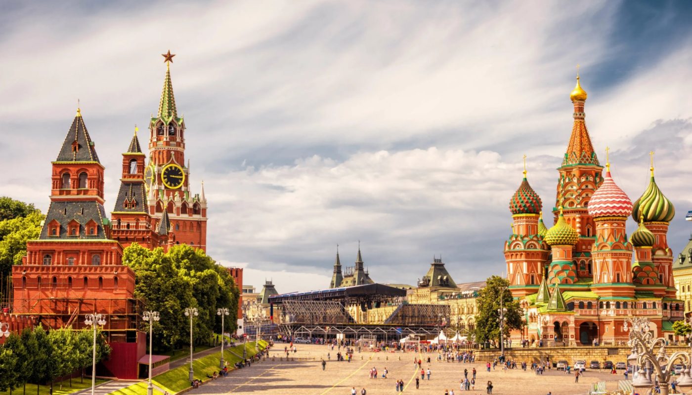 Какие праздники пройдут в апреле в России в 2022 - 2023 года?